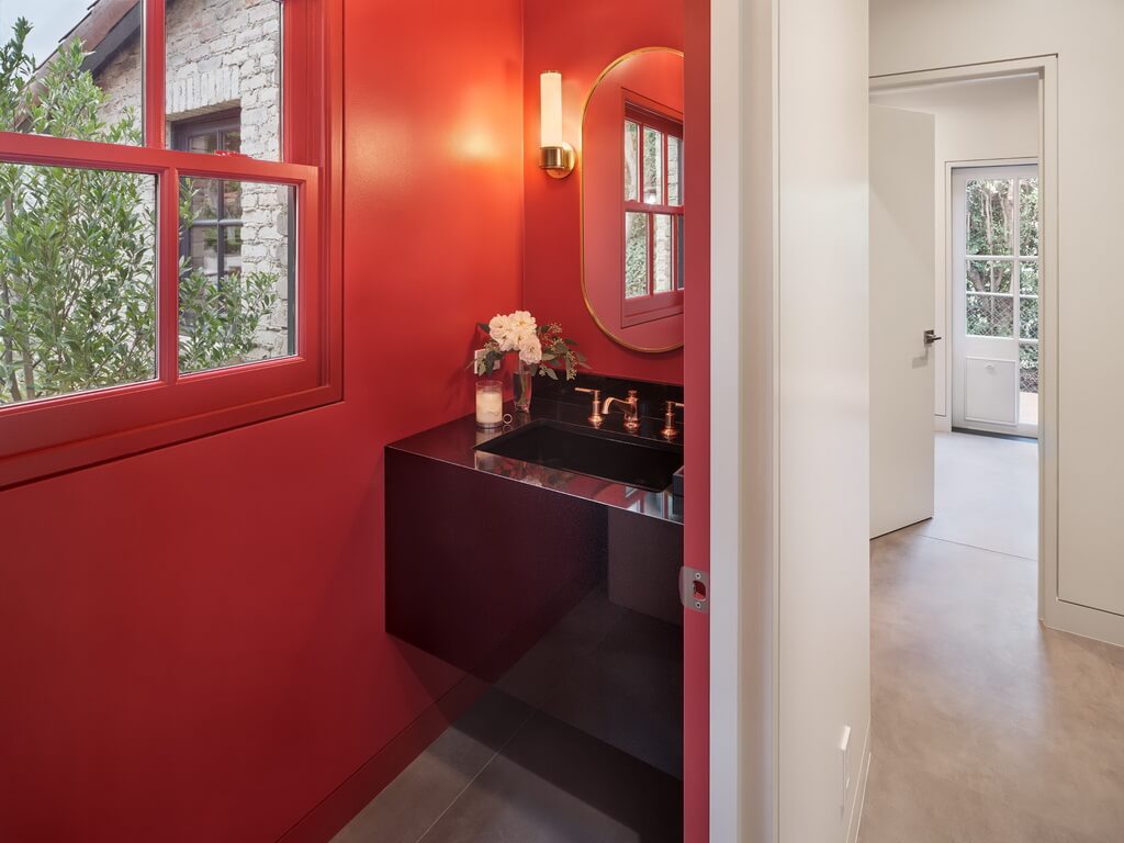 Winthrop Road &mdash; modernized bathroom
