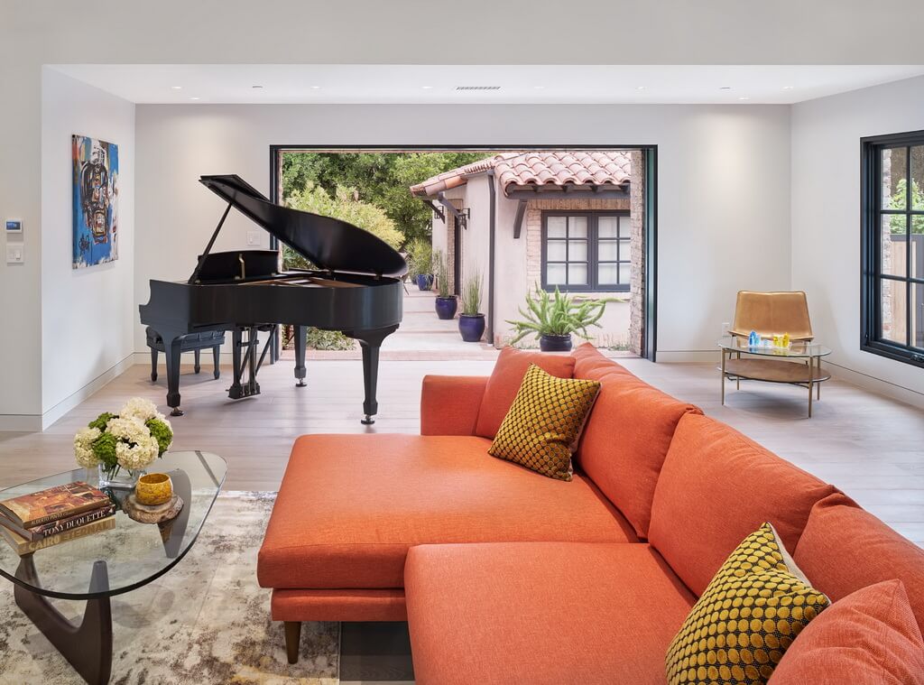 Winthrop Road &mdash; bedroom or secondary space